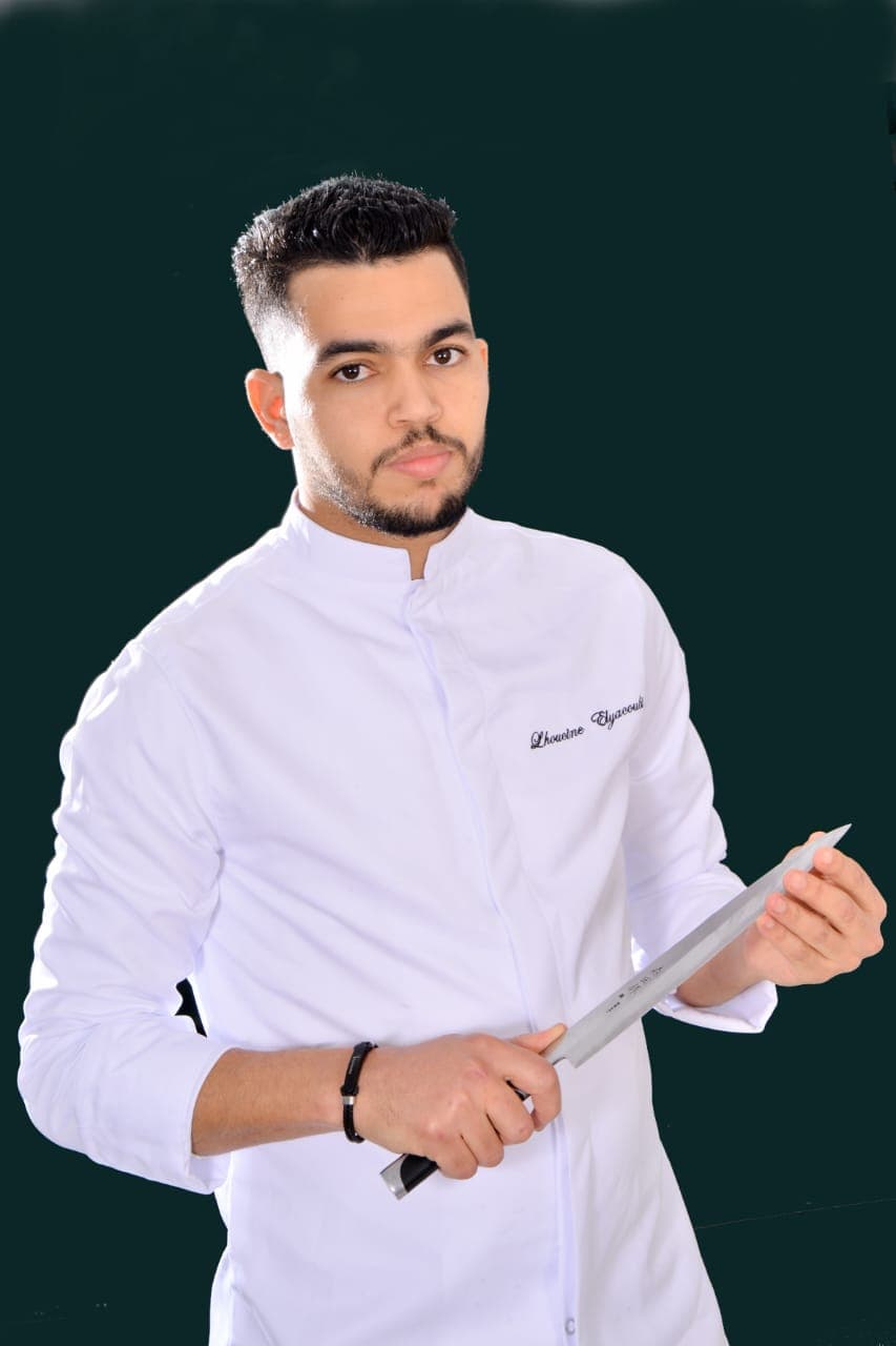 Chef Lhoucine preparing sushi